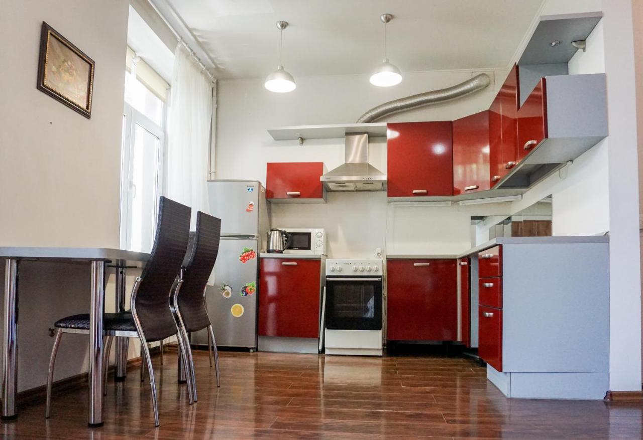 Doba In Ua Centre Apartments دنيبروبيتروفسك المظهر الخارجي الصورة